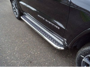 Пороги с площадкой 60,3 мм для Jeep Grand Cherokee IV Рестайлинг 2013 – 2022 GRCHER17-21