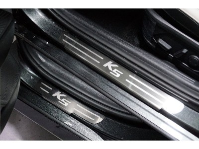 Накладки на пороги лист шлифованный надпись K5 ТСС для Kia K5 2020-2021