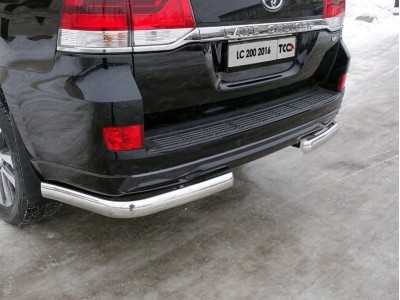 Защита задняя овальные уголки 75х42 мм ТСС для Toyota Land Cruiser 200 Executive 2016-2021