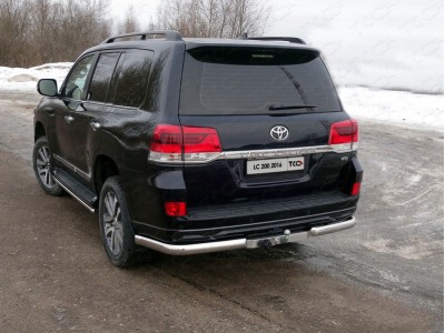 Защита задняя овальные уголки 75х42 мм ТСС для Toyota Land Cruiser 200 Executive 2016-2021