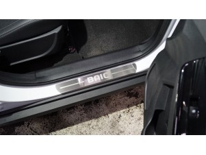 Накладки на пороги (лист шлифованный надпись BAIC) 4шт для Baic X35 1.5 2019 – н.в. BAICX3523-01