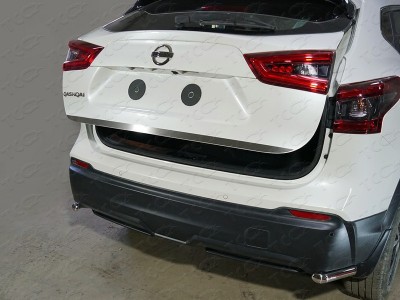 Накладка на заднюю дверь шлифованный лист ТСС для Nissan Qashqai 2019-2021
