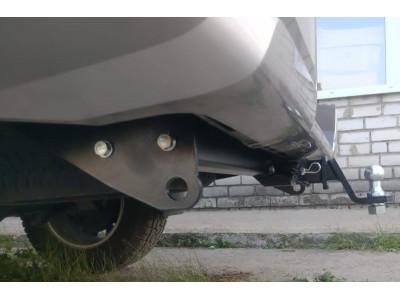 Фаркоп для Mitsubishi L200 2023-н.в. съемное крепление шара под американский квадрат