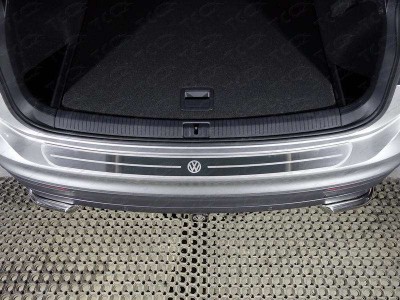 Накладка на задний бампер шлифованный лист логотип VW ТСС для Volkswagen Tiguan 2016-2021