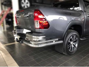 Защита заднего бампера "уголки" d-76+43 для Toyota Hilux VIII Рестайлинг 2020 – н.в. TH20_3.1