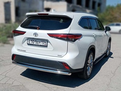 Защита заднего бампера радиусная одинарная d-60 для Toyota Highlander 2019 – н.в.