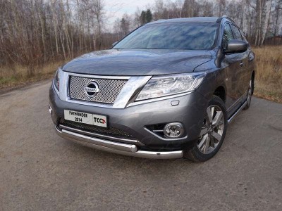 Защита передняя овальная двойная 75-75 мм ТСС для Nissan Pathfinder 2014-2021
