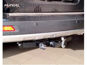 Фаркоп с хромированной накладкой для Haval H6 2014-2020, Haval M6 2023-н.в. съемное крепление шара под американский квадрат №FA 0240-E(N)