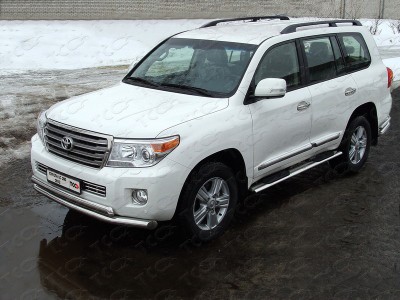 Накладка решётки радиатора 16 мм ТСС для Toyota Land Cruiser 200 2012-2015