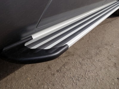 Пороги алюминиевые Slim Line Silver ТСС для Audi Q3 2011-2018