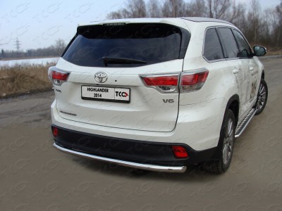 Защита заднего бампера 60 мм ТСС для Toyota Highlander 2014-2016