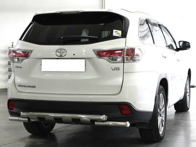 Защита заднего бампера d-60 с накладками для Toyota Highlander 2014-2016
