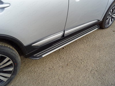 Пороги алюминиевые Slim Line Silver для Mitsubishi Outlander 2019-2021