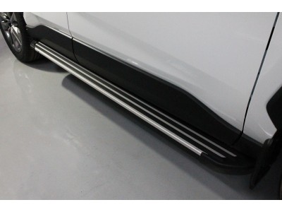 Пороги алюминиевые Slim Line серебристые для Toyota RAV4 2019-2021