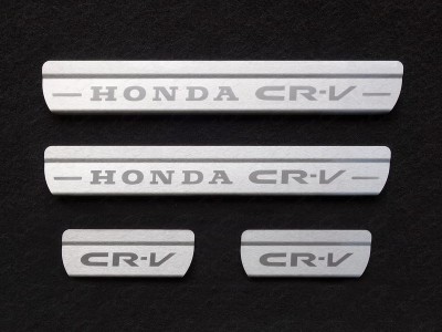 Накладки на пороги лист шлифованный надпись Honda CR-V 4 шт ТСС для Honda CR-V 2017-2021