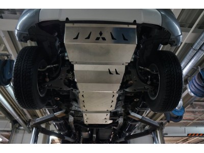 Защита картера, радиатора, КПП, РК (алюминий 4 мм) для Mitsubishi L200 2015-2023 (V - все; КПП - все), Mitsubishi Pajero Sport 2016-н.в. (V - все; КПП - все), FIAT Fullback 2016-2019 (4 части)