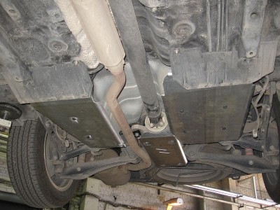 Защита топливного бака (4 мм, алюминий) для Mitsubishi Outlander 2013-2022 (V - 2.0; 2.4 CVT 4WD)