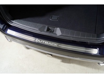 Накладка на задний бампер (лист шлифованный надпись Outback) ТСС для Subaru Outback VI Рестайлинг 2022 – н.в.