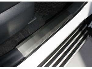 Накладки на пластиковые пороги лист шлифованный 4 шт для Toyota RAV4 № TOYRAV19-02