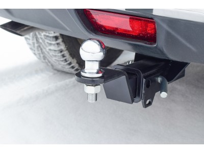 Фаркоп для Nissan X-Trail T32 2014-2022 съемное крепление шара под американский квадрат