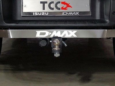 Фаркоп (надпись D-MAX, шар E) ТСС для Isuzu D-Max 2019-2021