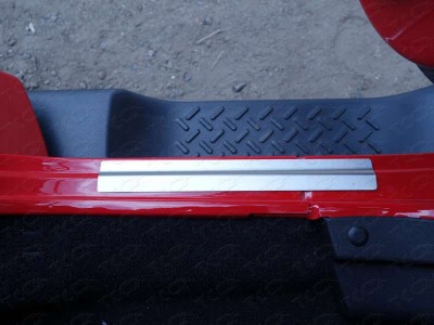 Накладки на пороги шлифованные (комплект 2 шт) ТСС для Jeep Wrangler 3D 2010-2018