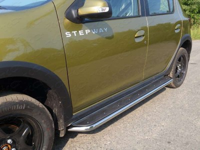 Пороги с площадкой нержавеющий лист 42 мм ТСС для Renault Sandero Stepway 2014-2018