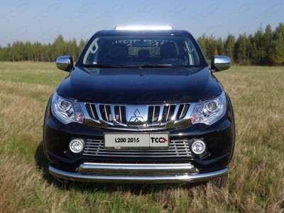 Накладка решётки радиатора 16 мм ТСС для Mitsubishi L200 2015-2019