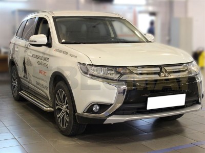 Пороги с площадкой алюминиевый лист 53 мм Технотек для Mitsubishi Outlander 2015-2021