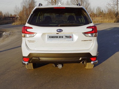 Защита задняя овальные длинные уголки 75х42 мм ТСС для Subaru Forester SK 2018-2021