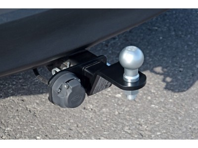 Фаркоп для Toyota RAV4 2013-2019 съемное крепление шара под американский квадрат