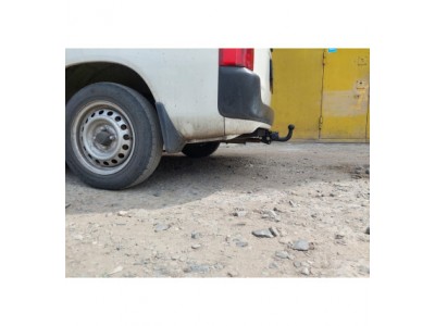 Фаркоп для Toyota Probox 2014-2020, Toyota Succeed 2014-2020, Mazda Familia Van 2018-н.в. крепление шара на двух болтах
