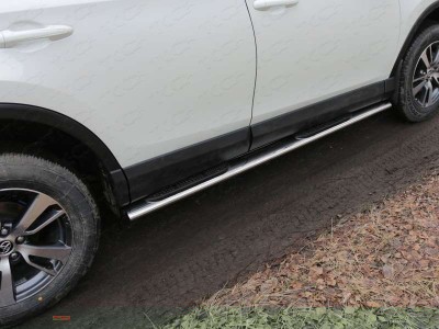 Пороги труба овальная с накладками 120х60 мм ТСС для Toyota RAV4 2015-2019