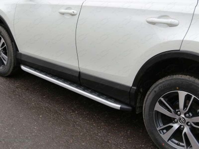 Пороги алюминиевые ТСС с накладкой для Toyota RAV4 2015-2019