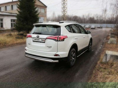 Защита заднего бампера овальная 75х42 мм ТСС для Toyota RAV4 2015-2019