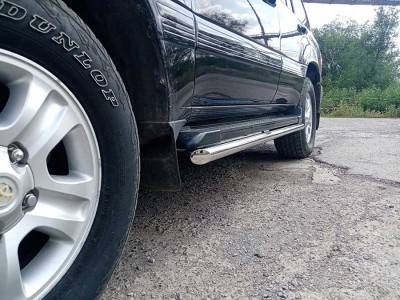 Обвод штатных порогов d-43 Технотек для Toyota Land Cruiser 100 1998-2007