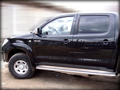 Пороги с листом d-60 Технотек для Toyota Hilux 2011-2015