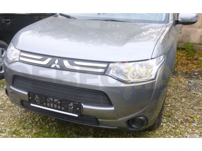 Защита радиатора Arbori черная сота 15 мм 2 штуки для Mitsubishi Outlander 2012-2015