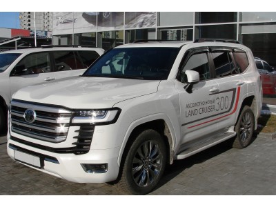 Дефлекторы боковых окон для Toyota Land Cruiser 300 2021-н.в. /на хром пакет/, 6ч., темный / Тойота Ленд крузер