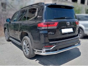 Защита заднего  бампера  "волна" d-76+43 для Toyota Land Cruiser 300 70TH ANNIVERSARY 2021–н.в. LCN300_10