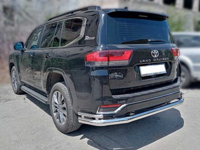 Защита заднего  бампера  "волна" d-76+43 для Toyota Land Cruiser 300 70TH ANNIVERSARY 2021–н.в.