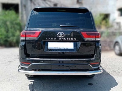 Защита заднего  бампера  "волна" d-76+43 для Toyota Land Cruiser 300 70TH ANNIVERSARY 2021–н.в.