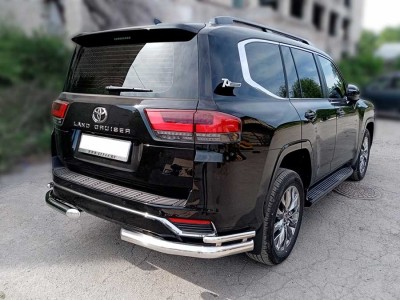 Защита заднего  бампера  "уголки" d-76+43 для Toyota Land Cruiser 300 70TH ANNIVERSARY 2021–н.в.