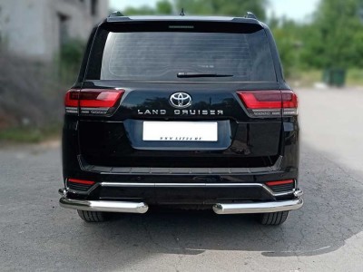 Защита заднего  бампера  "уголки" d-76+43 для Toyota Land Cruiser 300 70TH ANNIVERSARY 2021–н.в.