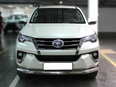 Защита переднего бампера одинарная d-76 для Toyota Fortuner 2020-н.в.