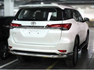 Защита заднего  бампера  "Волна" d-76+43 для Toyota Fortuner 2020-н.в. TF20_3.3