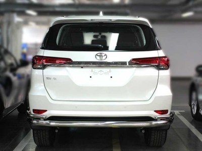 Защита заднего  бампера  "Волна" d-76+43 для Toyota Fortuner 2020-н.в.