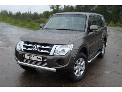 Защита передняя овальная 75х42 мм ТСС для Mitsubishi Pajero 4 2011-2014