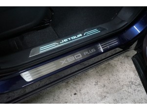 Накладки на пороги (лист шлифованный надпись X90 Plus) 2шт для Jetour x90 plus 2WD 2021 – н.в. JETX90PL23-01