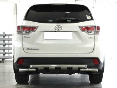 Защита заднего бампера d-60 с накладками для Toyota Highlander 2017-2019